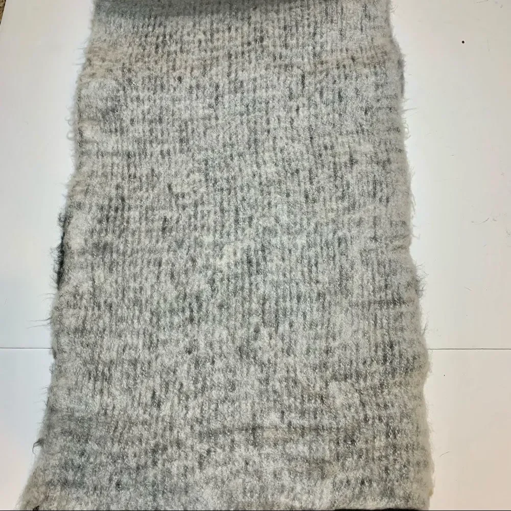 Steve‎ Madden Acrylic Infinity Winter Scarf